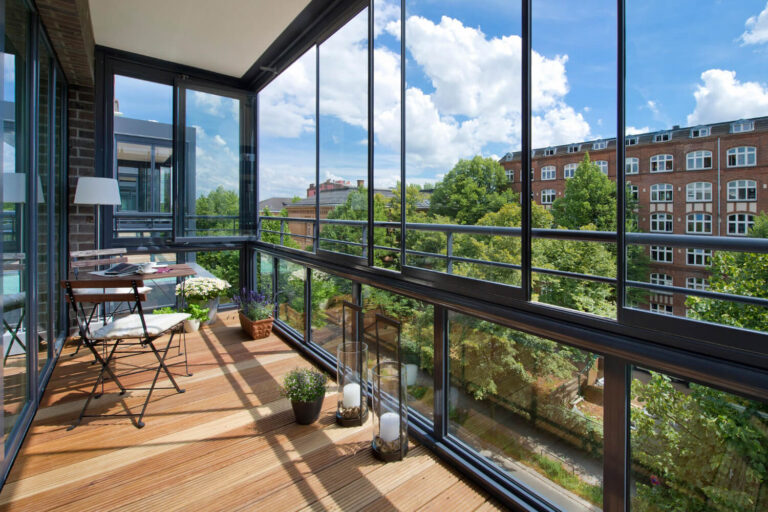 oszklony balkon