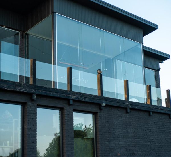 balustrady szklane zewnętrzne